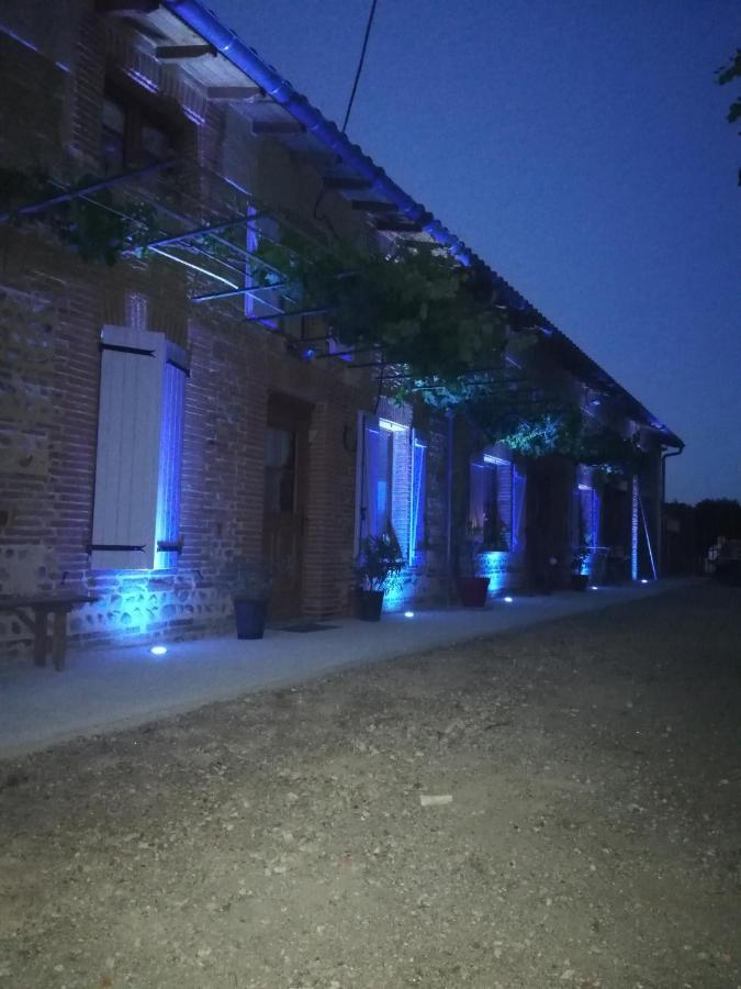 Chambre D'Hote Le Mercier Calmont  Exteriér fotografie