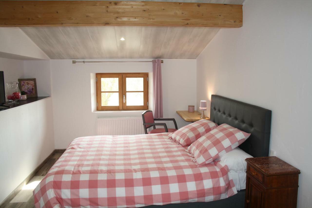 Chambre D'Hote Le Mercier Calmont  Exteriér fotografie