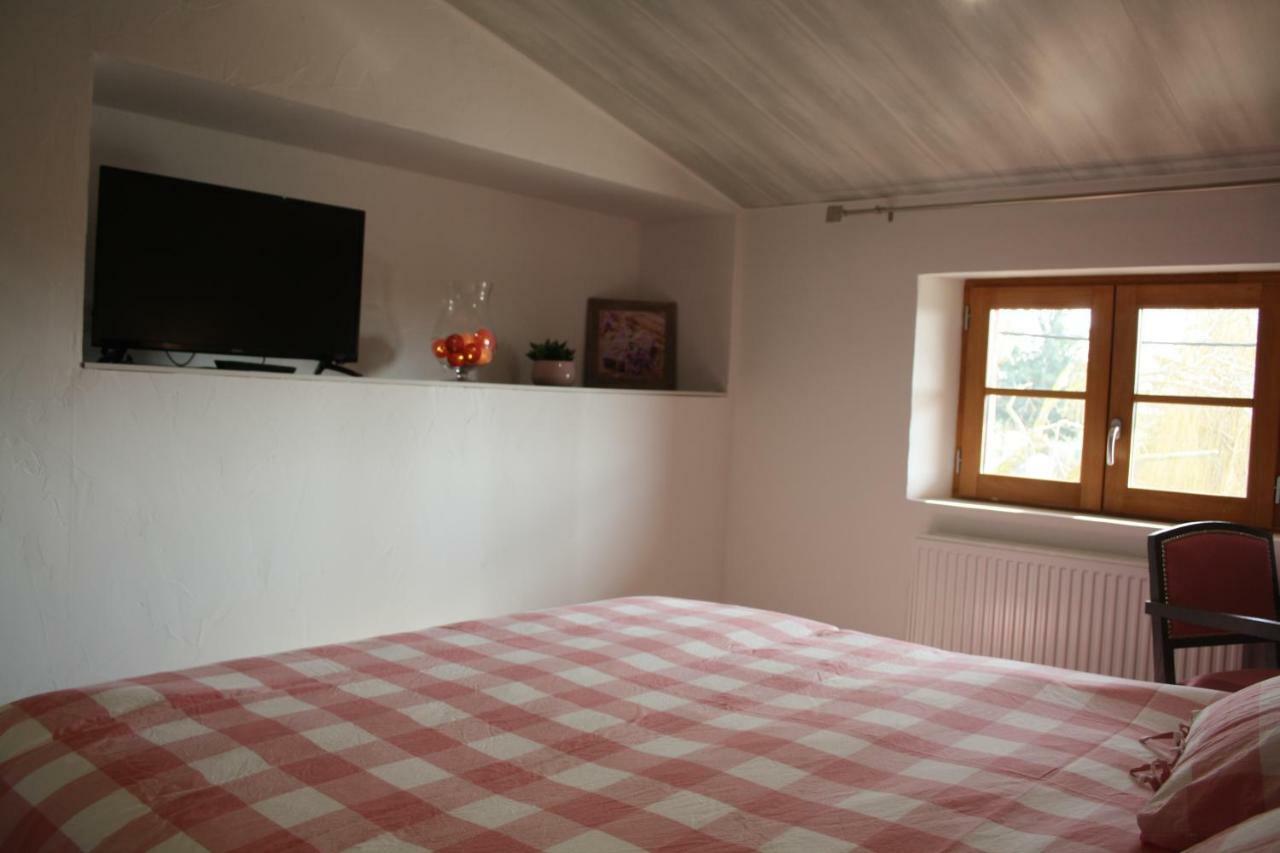 Chambre D'Hote Le Mercier Calmont  Exteriér fotografie
